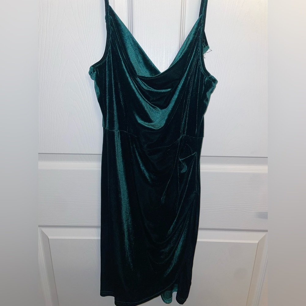 Solid emerald velvet mini dress